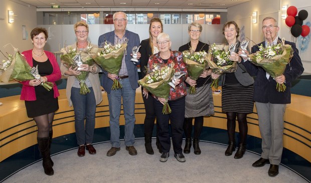 v.l.n.r: Mevr. Yvonne Hoogland, Mevr. Tineke Liphuijzen-Mulder, Dhr. René Vermeer, Mevr. Wies de Wit, Mevr. Ryan Buys-van Bunderen, Mevr. Alie de Reus-Brandjes, Peter de Reus