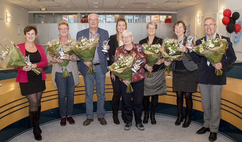 v.l.n.r: Mevr. Yvonne Hoogland, Mevr. Tineke Liphuijzen-Mulder, Dhr. René Vermeer, Mevr. Wies de Wit, Mevr. Ryan Buys-van Bunderen, Mevr. Alie de Reus-Brandjes, Peter de Reus