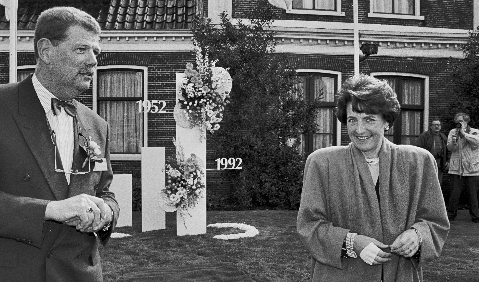 Prinses Margriet in 1992 bij viering 40 jaar Mozaïekdagen, samen met Kees Kroone.