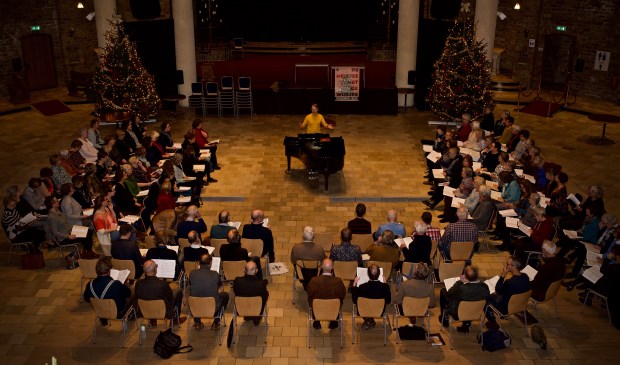 Repetitie voor de uitvoering van de Koepelscratch Messiah 2018.