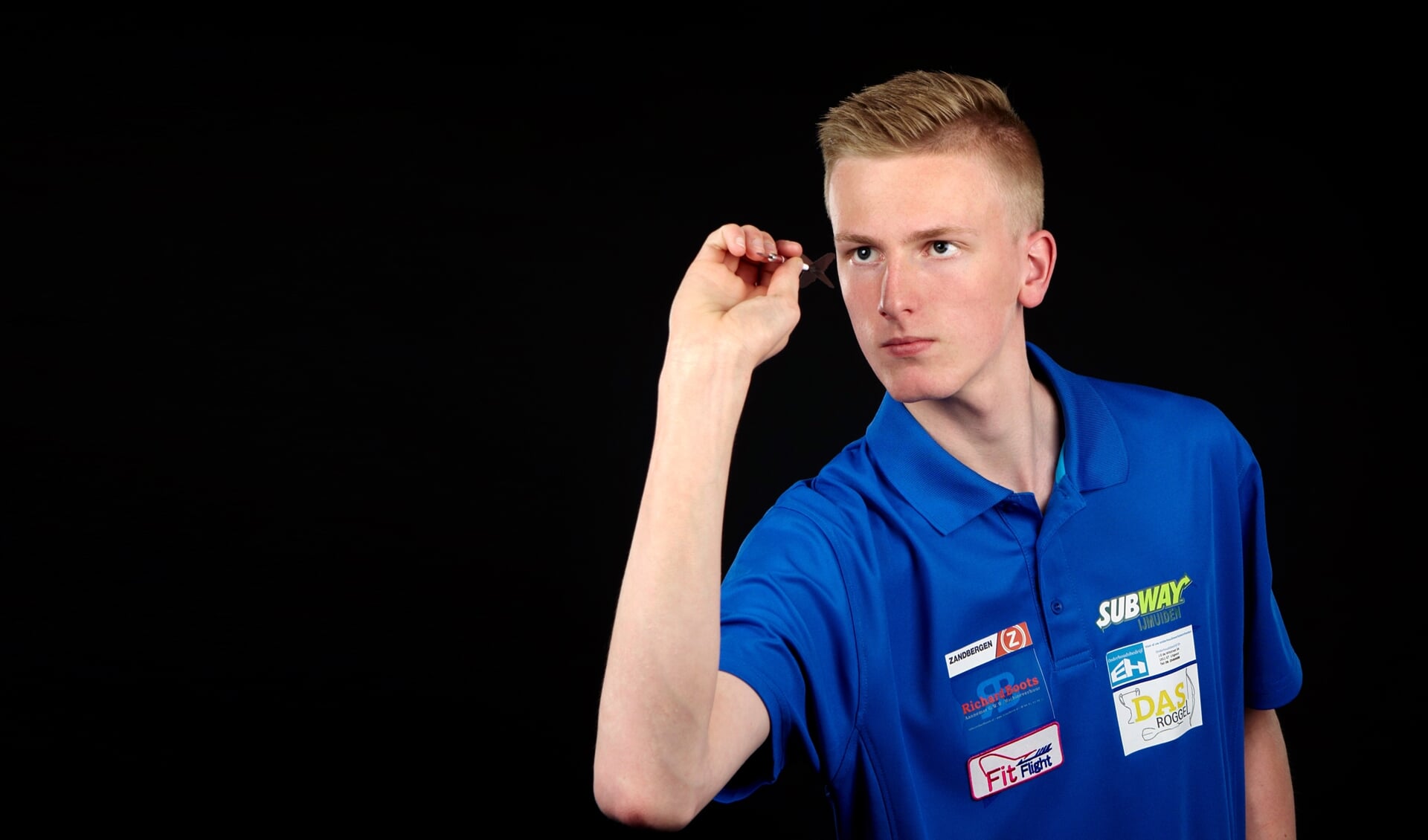 De 18-jarige Wessel uit Uitgeest is nu al een topdarter. 