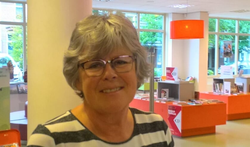 Bibliothecaris Tiny neemt afscheid.