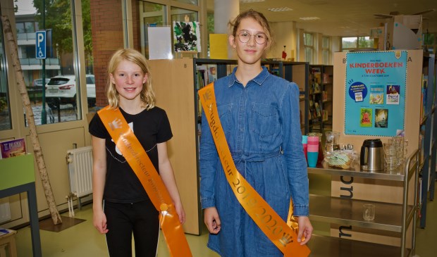 Kinderdirecteur 2018-2019 Lotta Sengers (l) en jeugddirecteur 2019-2020 Denise Otto (r).