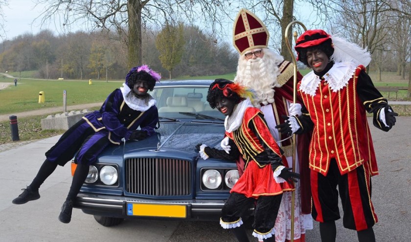 De Pieten hebben een grote verrassing voor de Sint.