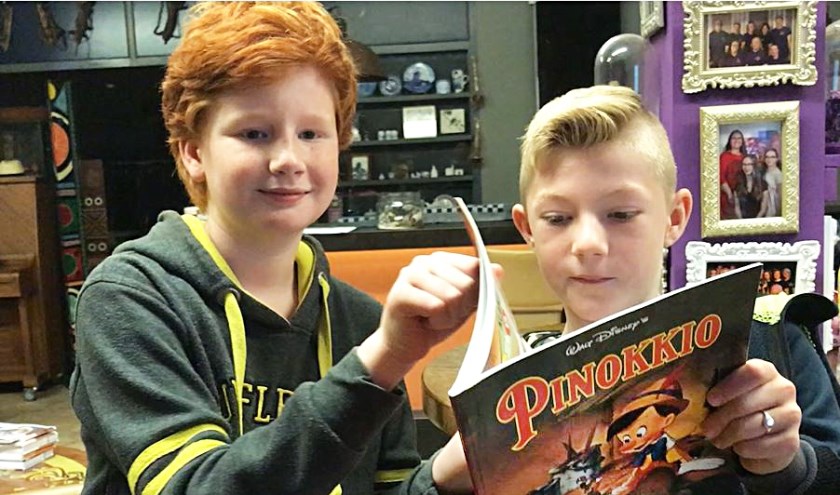 Tom Groot en Rafael Bunink spelen Pinokkio.