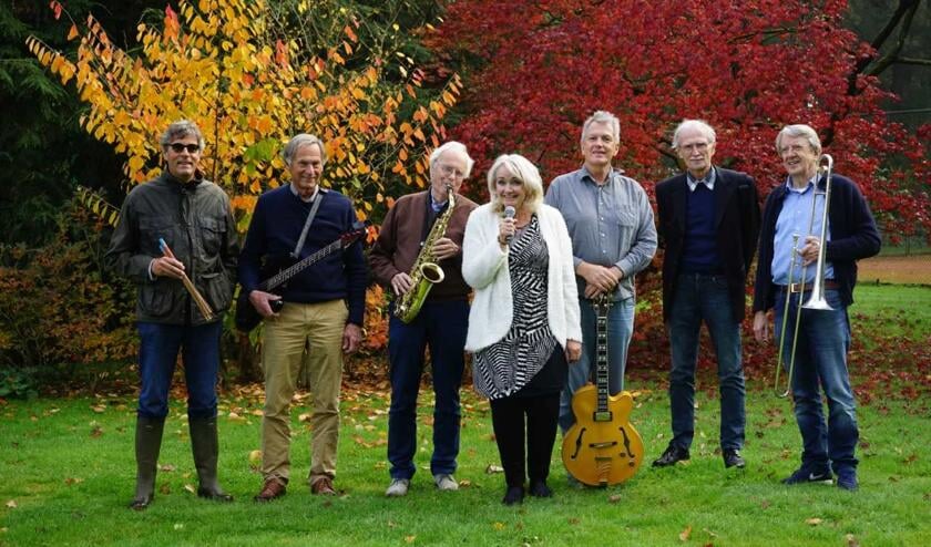 De band Par Six met leden uit Castricum en omgeving.