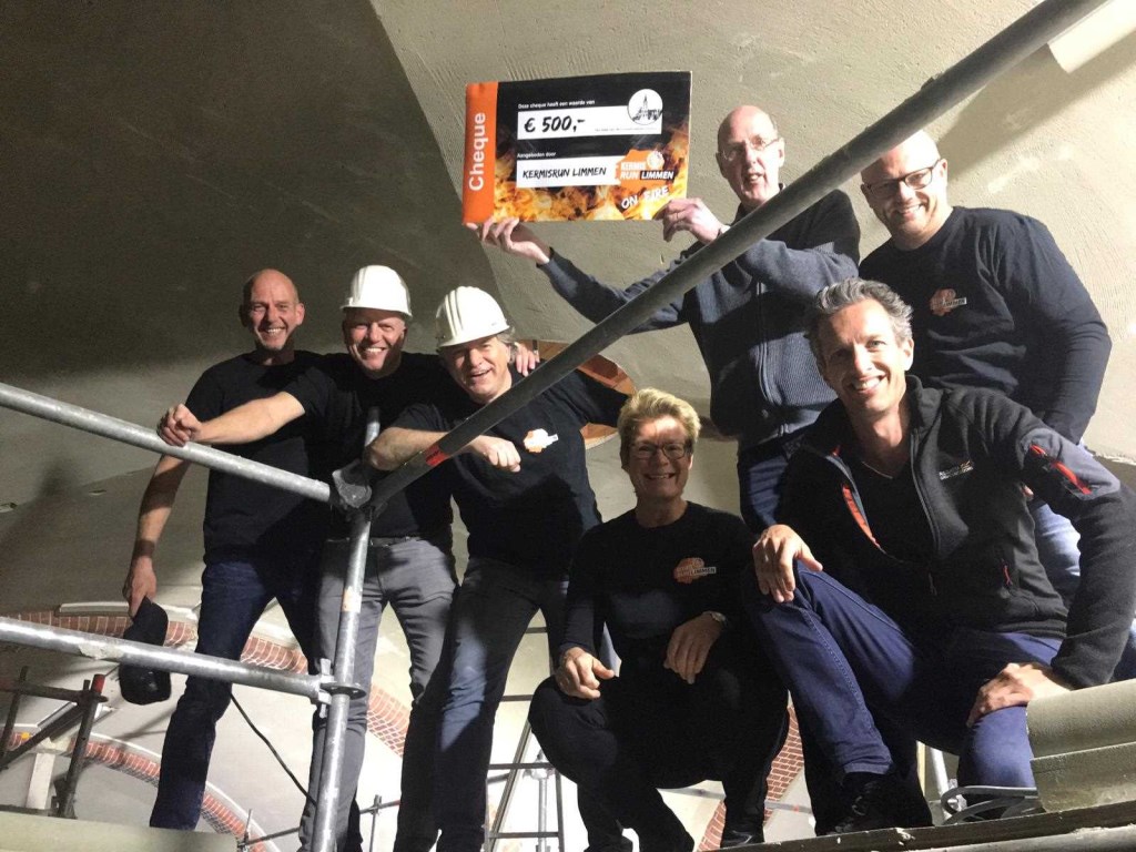 Vorig jaar ging € 500,- van de opbrengst naar herstel van de kerk.
