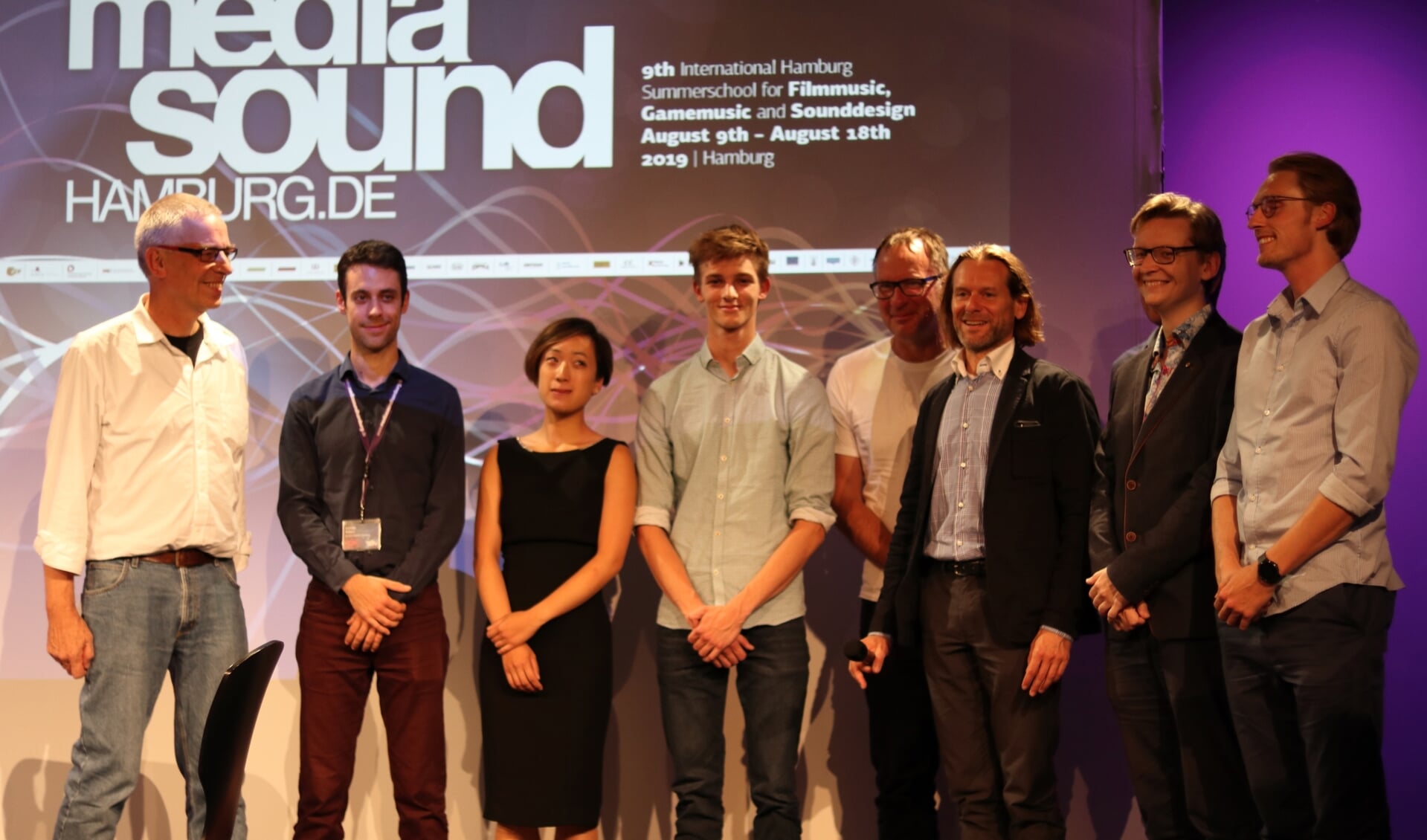 David (4e links) won de prestigieuze internationale Young Talent Award Media Music.