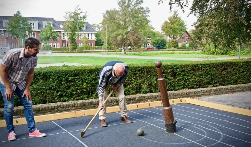 Dat viel niet mee dat Oud-Hollands kolfspel.