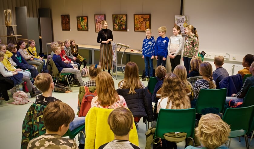 Jesse, Teun, Loïs en Jolie verdedigen hun stelling 'Volwassenen aanspreken op hun klimaatvervuilende gedrag.'