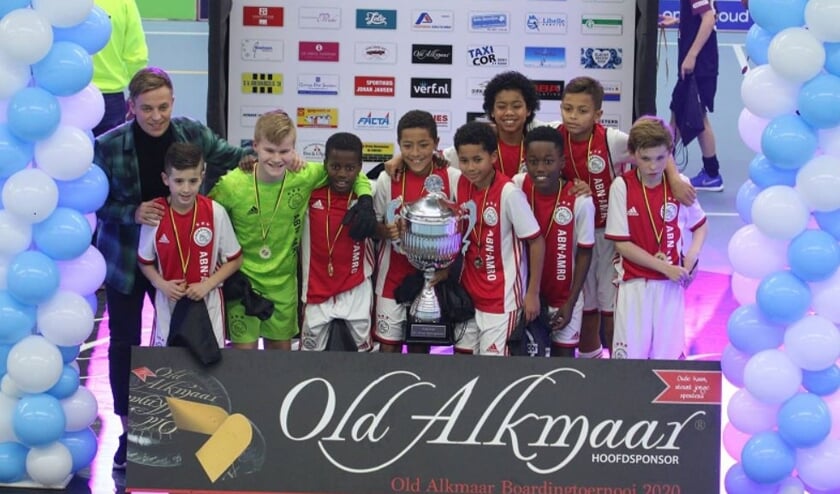 Het team van AJAX JO12/JO13