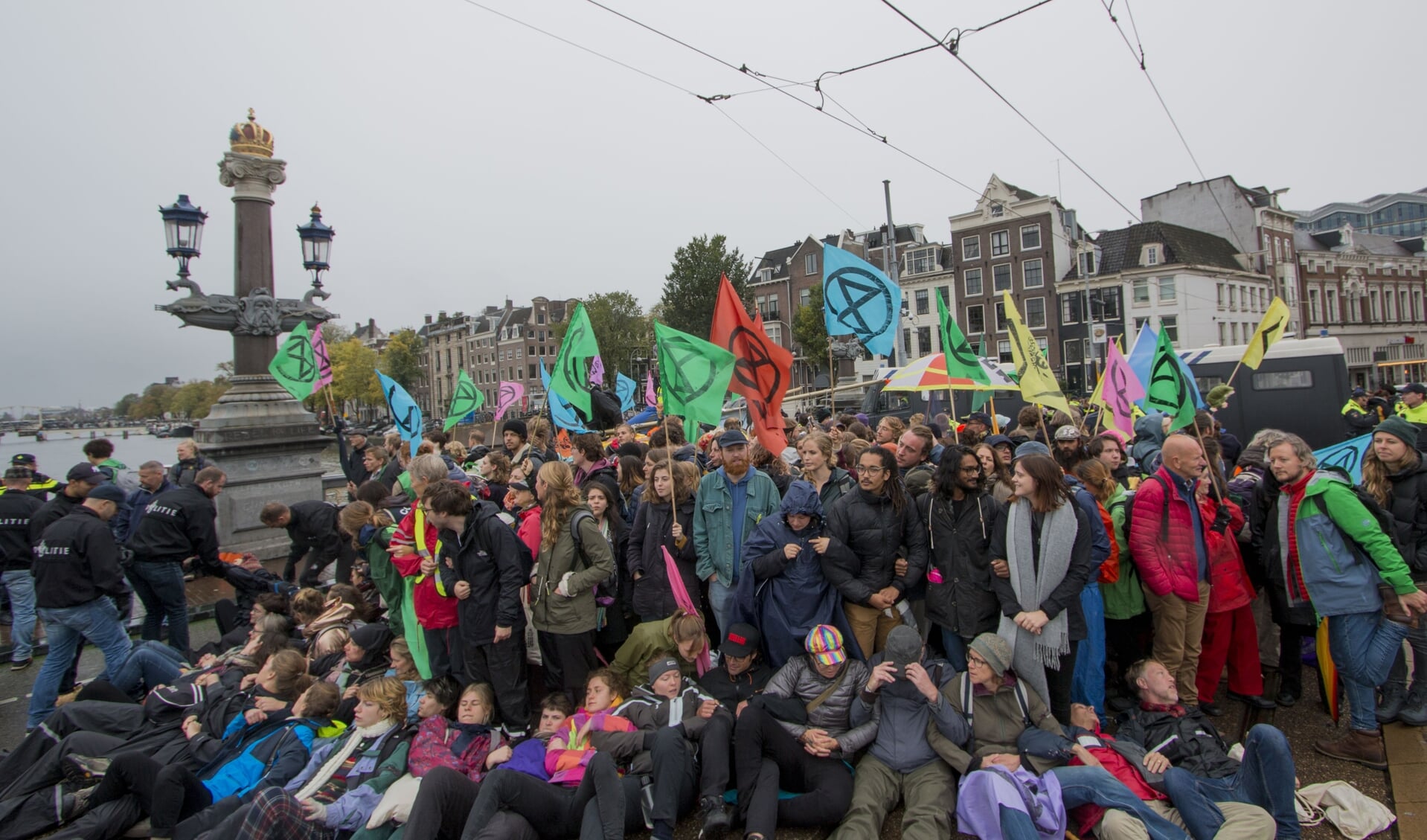 Extinction Rebellion tijdens een protest in Amsterdam op 12 oktober 2019.