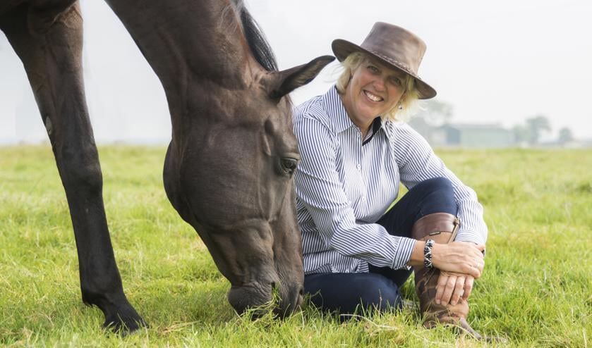 Paardencoach Yvanka.