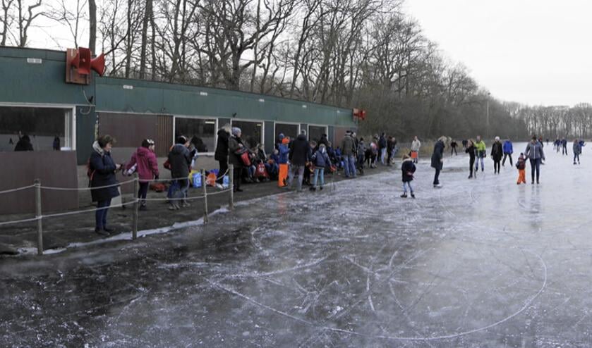 <p>Seizoenskaarten IJsbaan Heiloo worden bezorgd.</p>