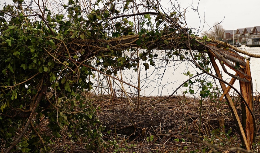 Ook bij het Uitgeestermeer heeft de storm schade aangericht