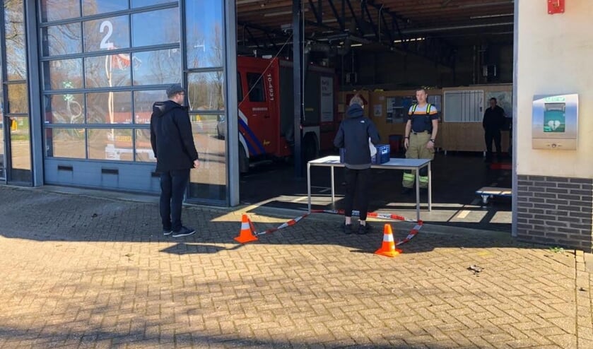Natuurlijk hanteert de brandweer bij het inzamelen ook de nodige maatregelen.