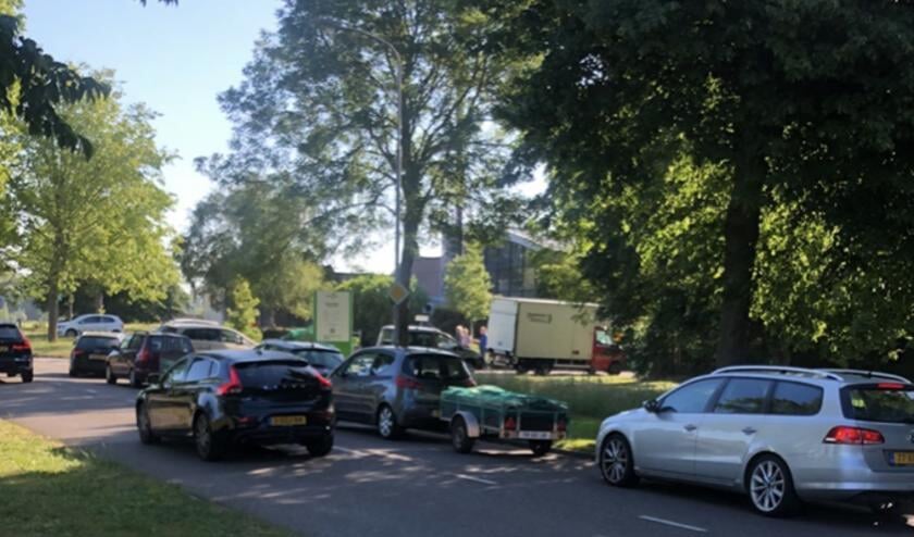 Vandaag was het in ieder geval erg druk bij het afvalstation op de Rosendaal.