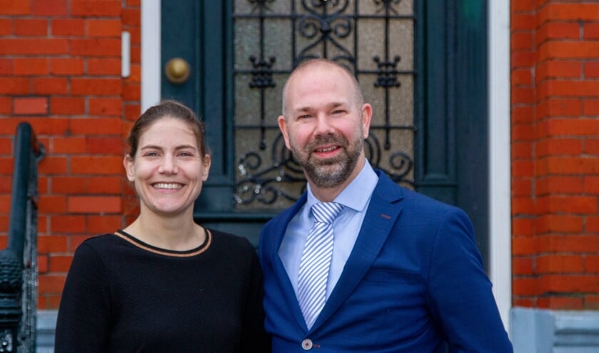 Burgemeester Sebastiaan Nieuwland met echtgenote Daniëlle.