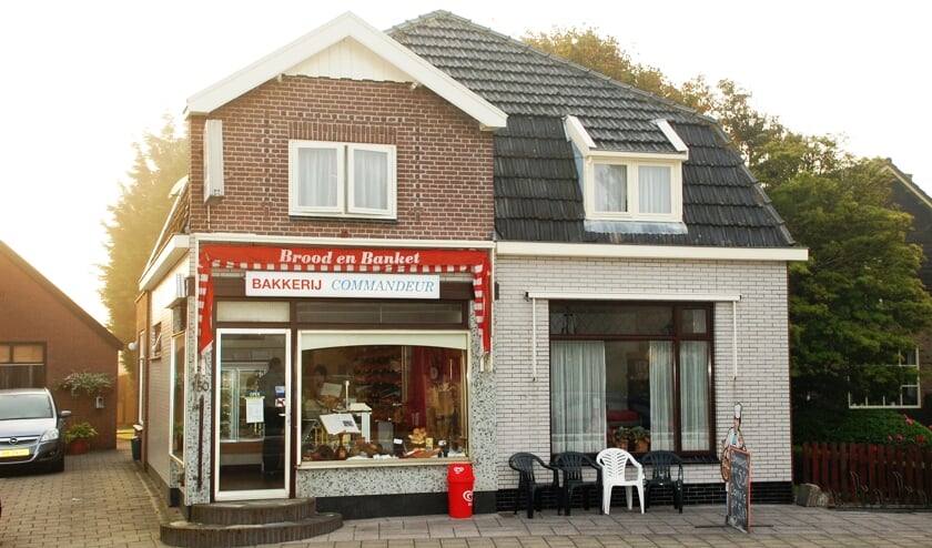<p>Stichting Oud Limmen vertelt o.a. over de geschiedenis van Bakkerij Commandeur. </p>
