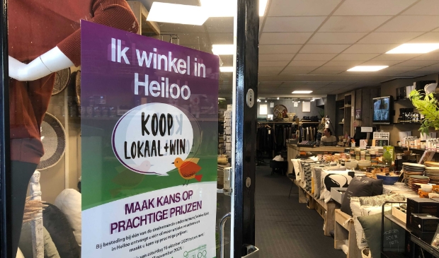 <p>Bij Kado & Zo hangt de poster al op de deur. </p>