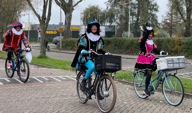 <p>Voor de pieten is fietsen sowieso even wennen!</p>