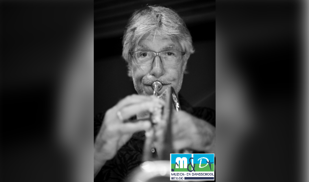 <p>Simon Boerke geeft de cursus muziektheorie. </p>