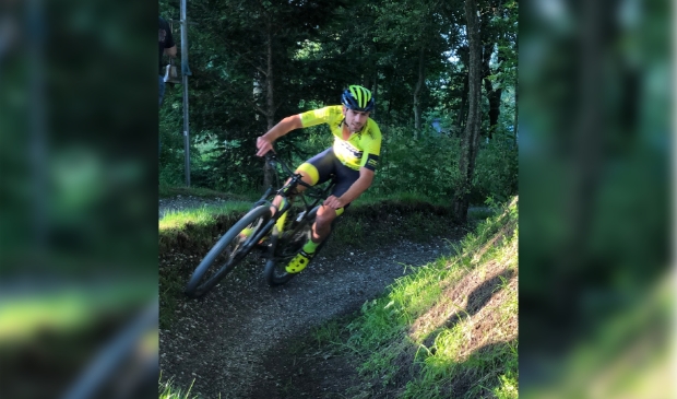 <p>Henk Verdonk junior pakt de draad weer op!</p>