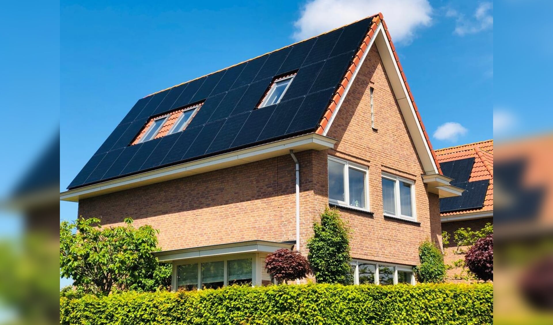 In Uitgeest liggen zonnepanelen op 52,3% van de woningen.
