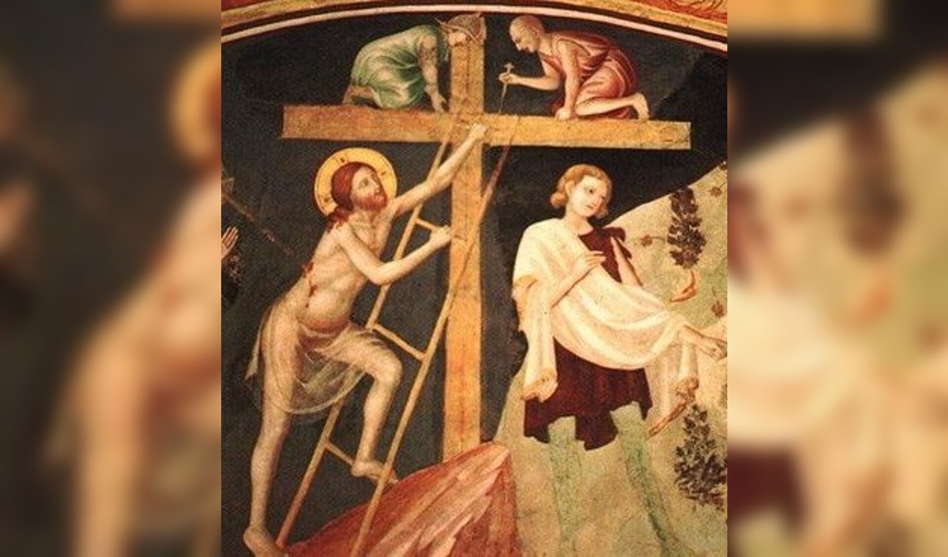 Een bijzondere fresco met
het kruis uit de 14de eeuw