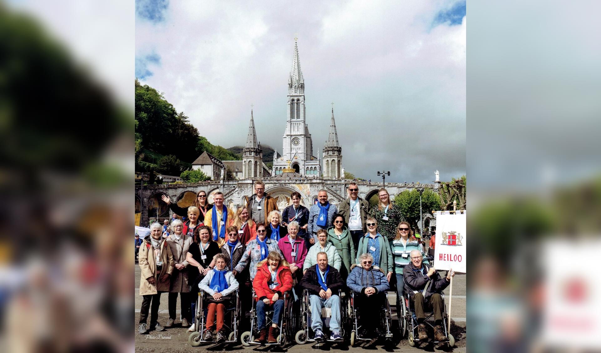 De groep uit Heiloo in Lourdes.