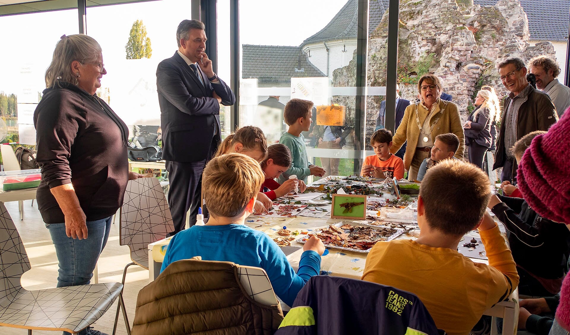 Natuureducatie tijdens ecoleren in het Clemensdomein voor basisschoolleerlingen van groepen 3 t/m 8 Foto: Peter Kleuters