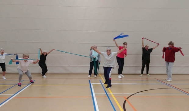 Gymmen bij LONGA door oma van 85