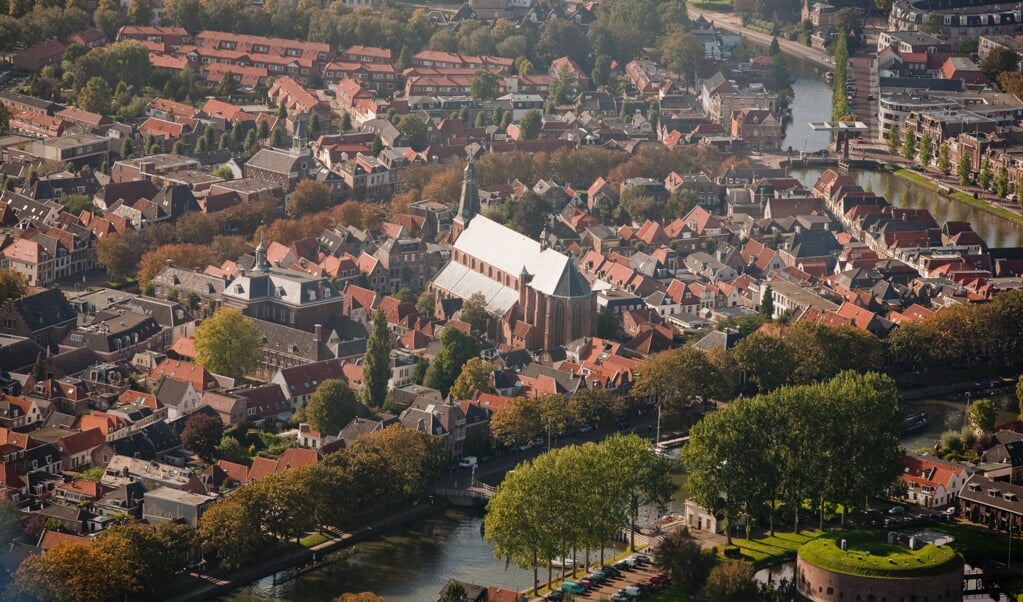 Meepraten over Weesp kan via de Buurtpanels. 