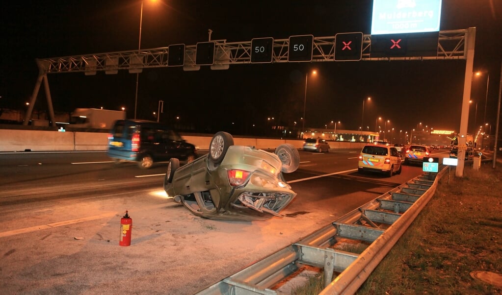 De auto van het echtpaar uit Almere na het ongeluk. Foto: Jan Honing