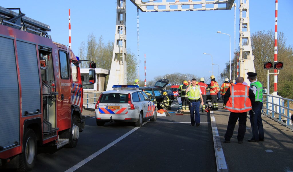 Ravage na ongeval Vechtbrug Gooilandseweg
