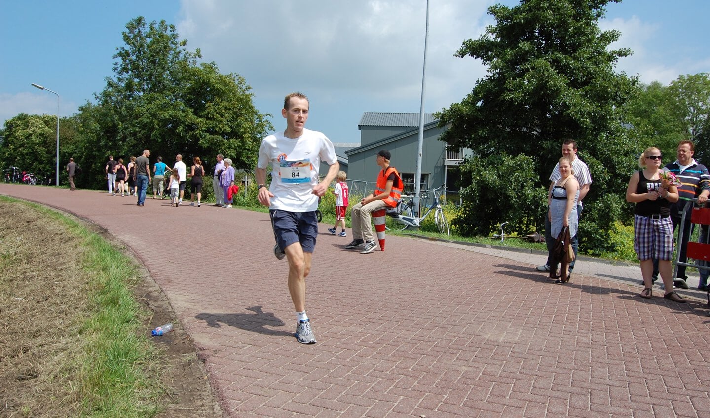 Hans Hagendoorn op weg naar de zege op de halve marathon