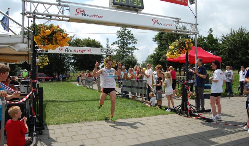Weesper Frank de Graaf wint de 10 kilometer  