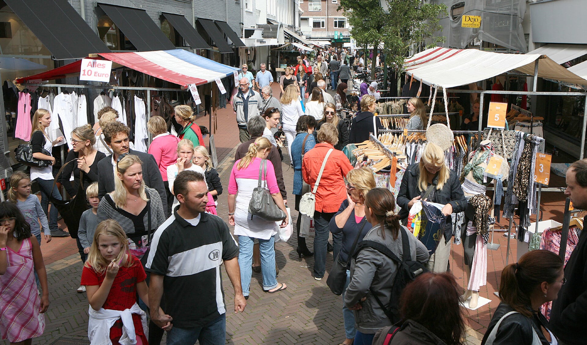 Aanstaande zaterdag is de Voorjaarskoopjesdag in het centrum van Bussum.