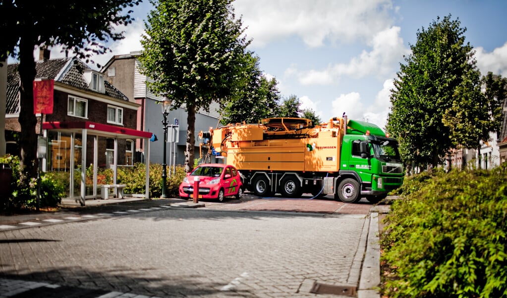 Teeuwissen doet wel vaker rioolwerk in Weesp 