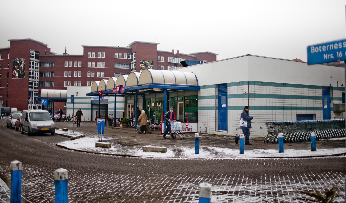 De snackbar bij winkelcentrum Hogeweij. (archieffoto)