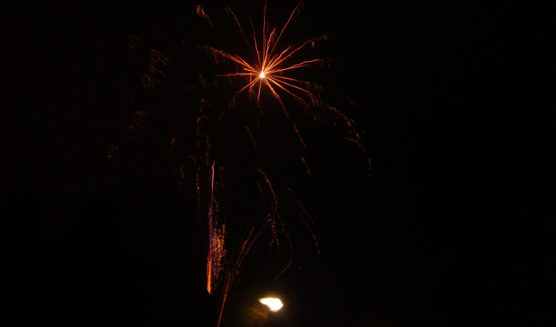 Vuurwerk boven de wijk Zuid