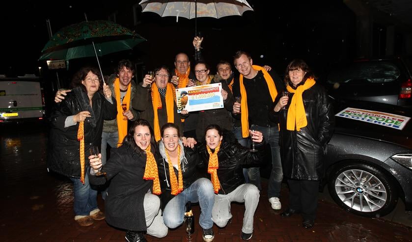Inwoners Bussum met postcode 1401 TW winnen op nieuwjaarsdag 1 miljoen euro bij de Postcode Loterij.