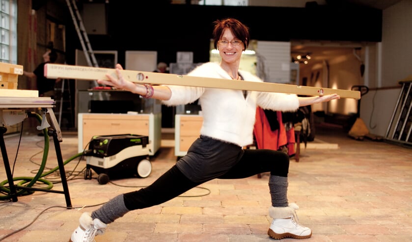 Isolde Zandee in het nieuwe yogacentrum