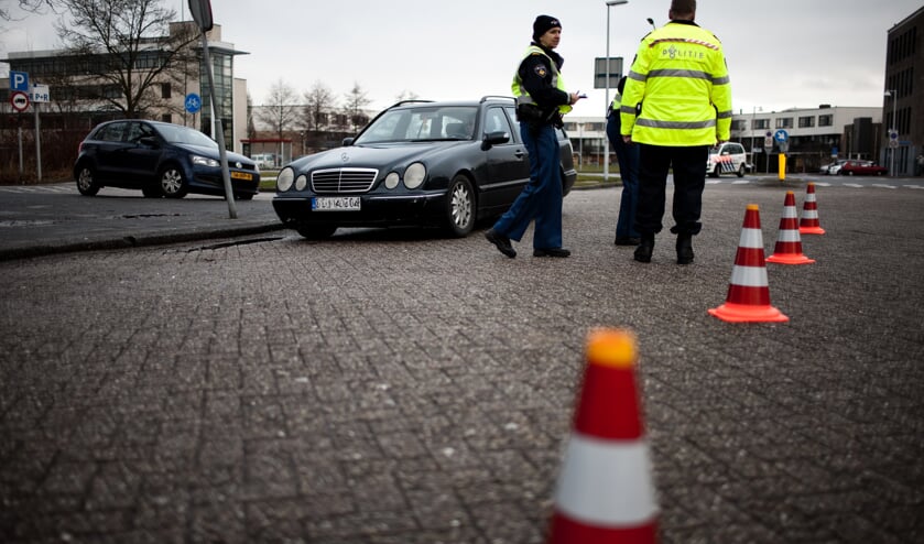 Verkeerscontrole achter het station