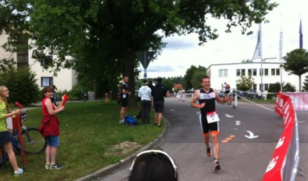 Barry Dooper op de afsluitende marathon in de Challenge Roth.