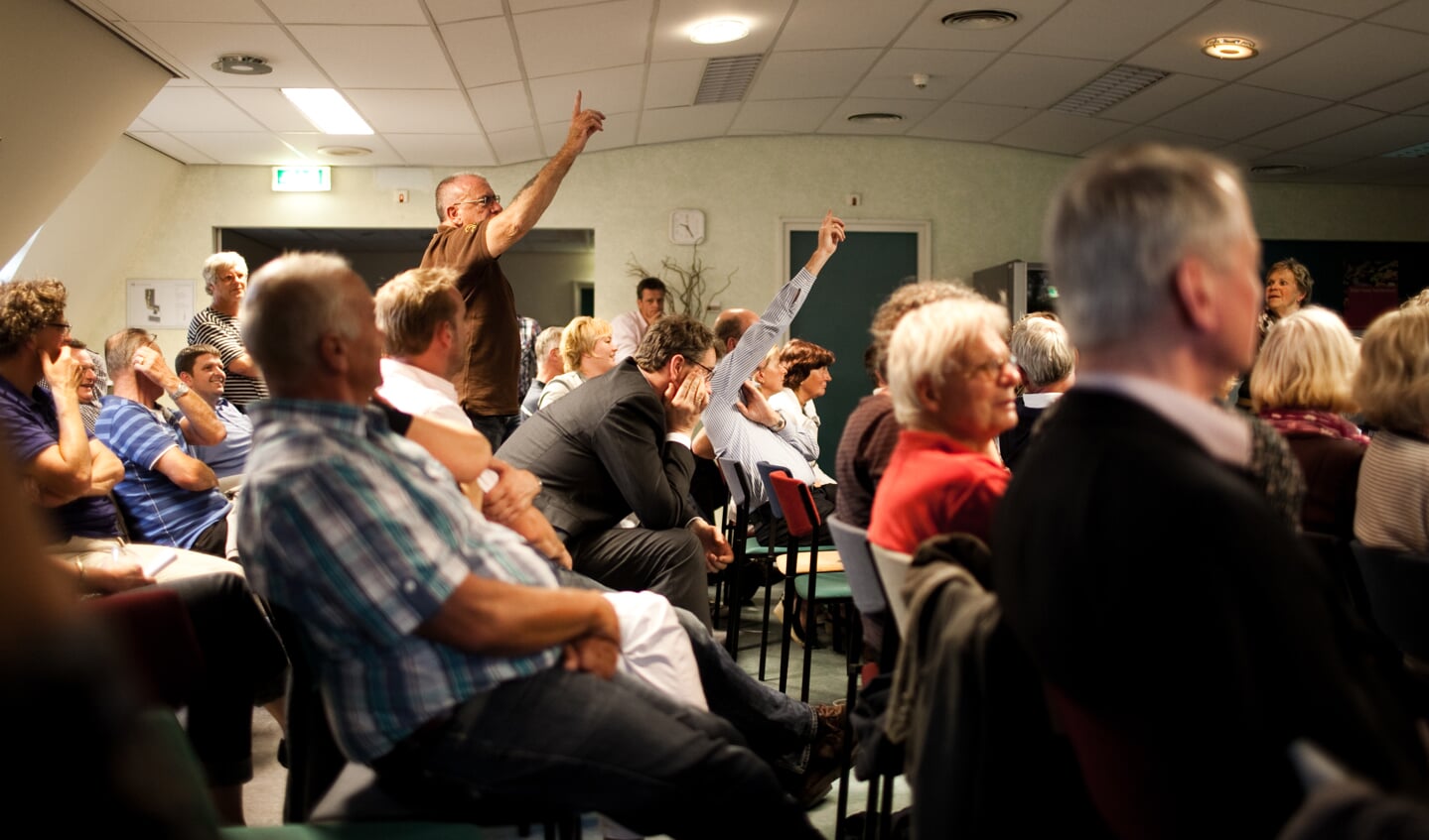 Rumoer tijdens inloopavond plan schansen.