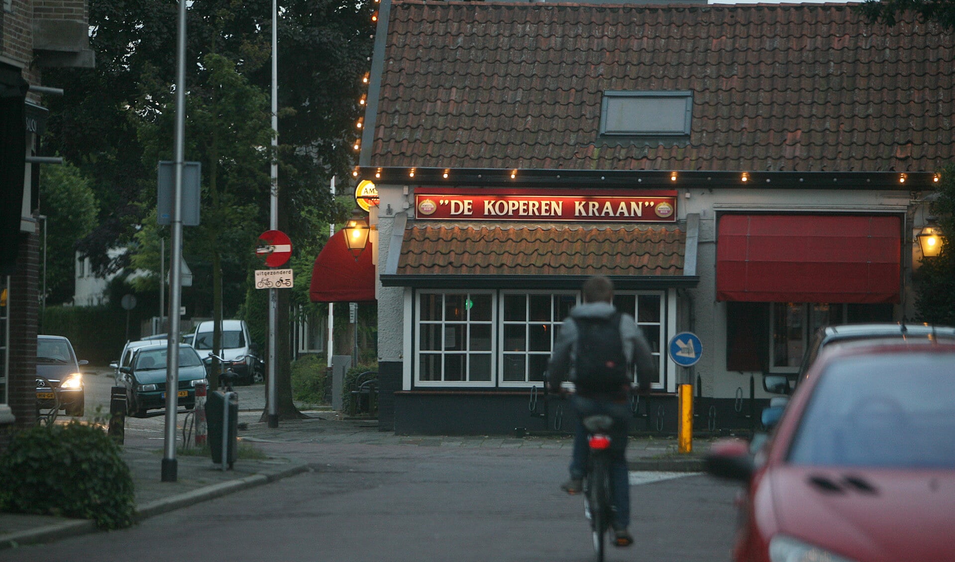 Het was onder andere raak voor café De Koperen Kraan aan de Herenstraat 