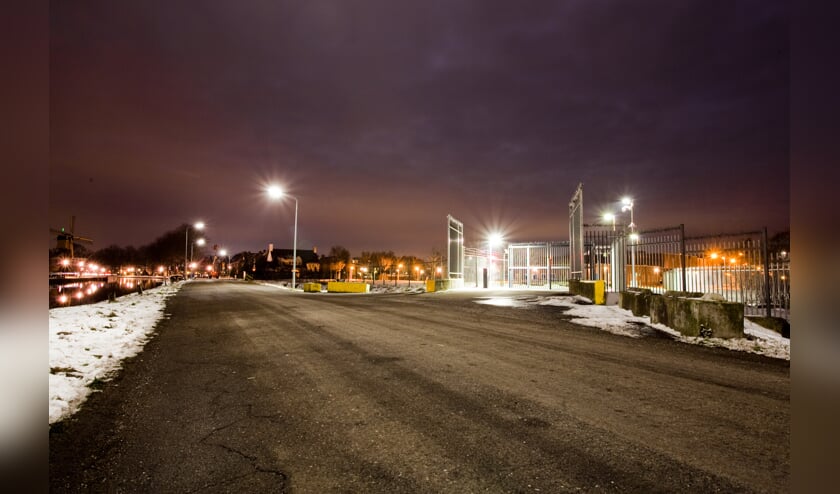 Bij de geldtelcentrale werden tientallen bomen gekapt, dit tot woede van de buurt.