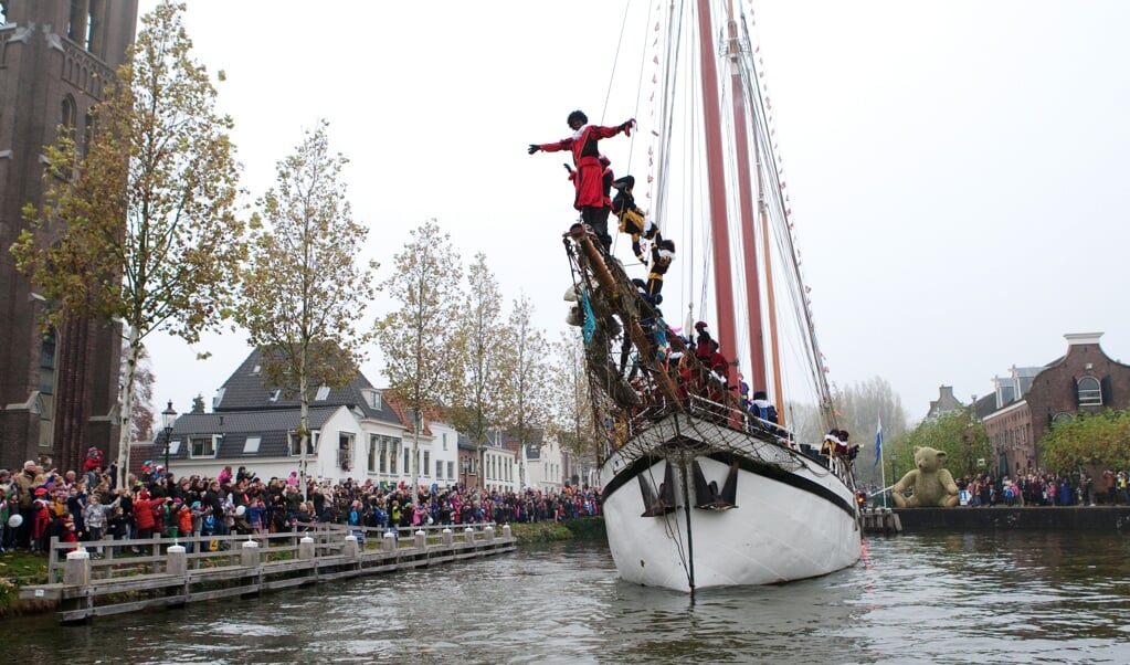 Sinterklaas komt dit jaar weer met zijn bekende boot aan