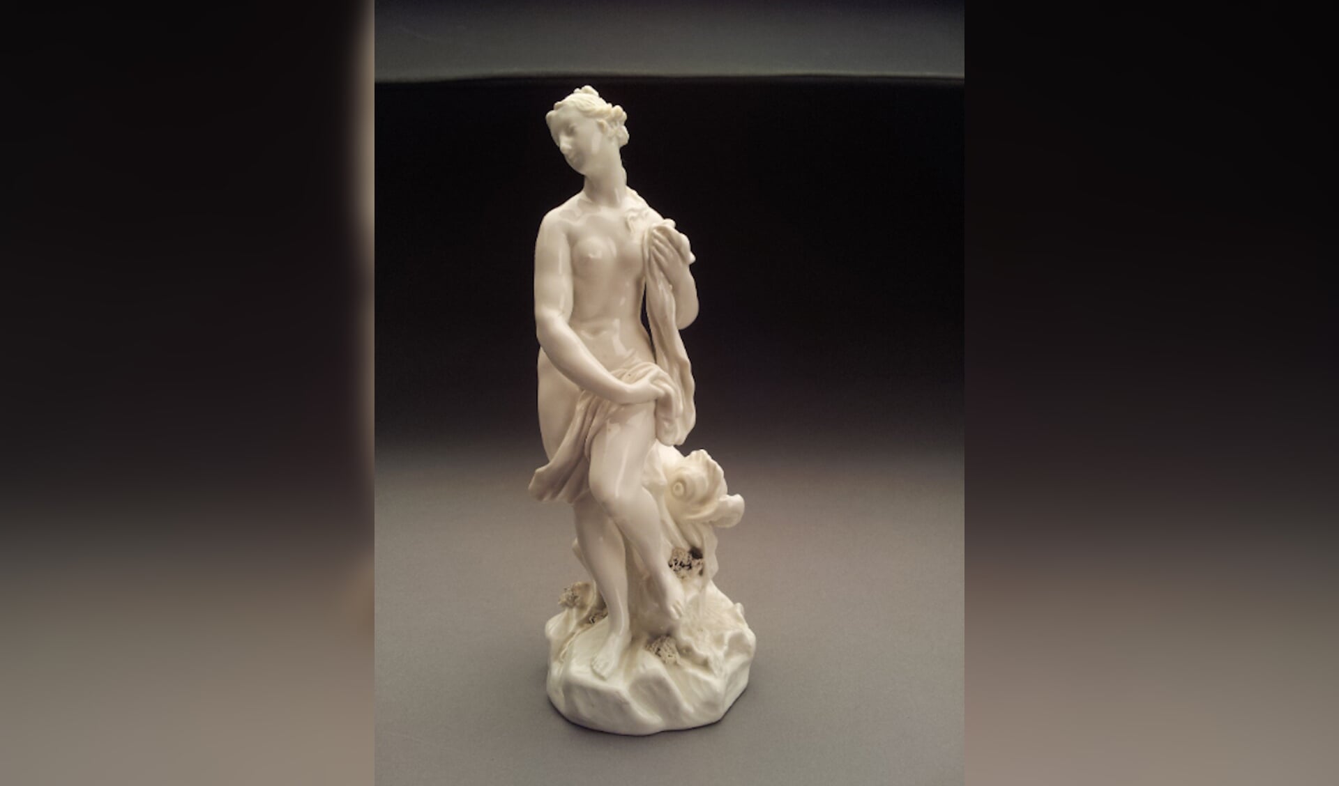 Venus van Weesper porselein te zien bij Kunst en Kitsch